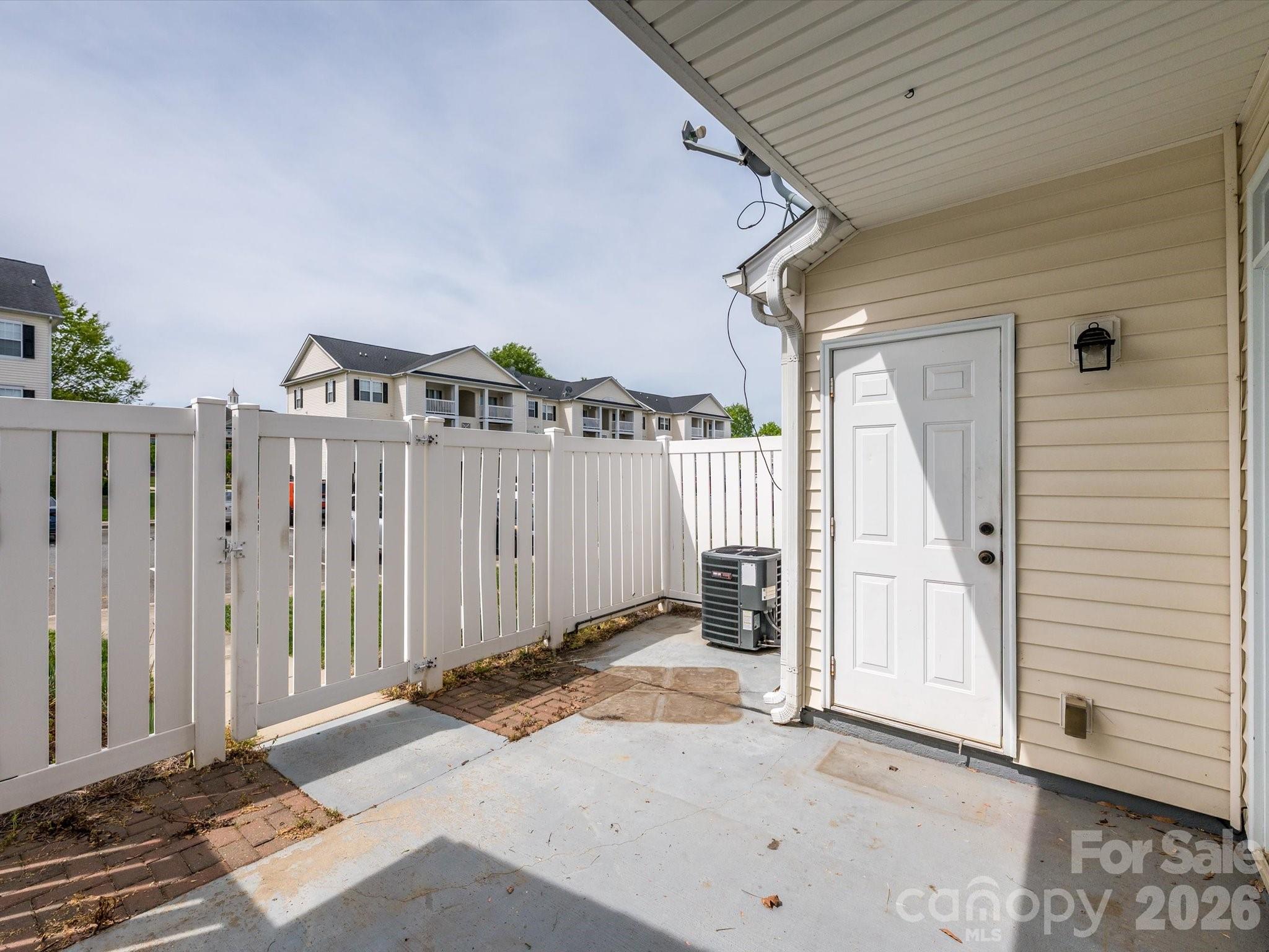 4055 Center Place Drive Harrisburg NC 28075