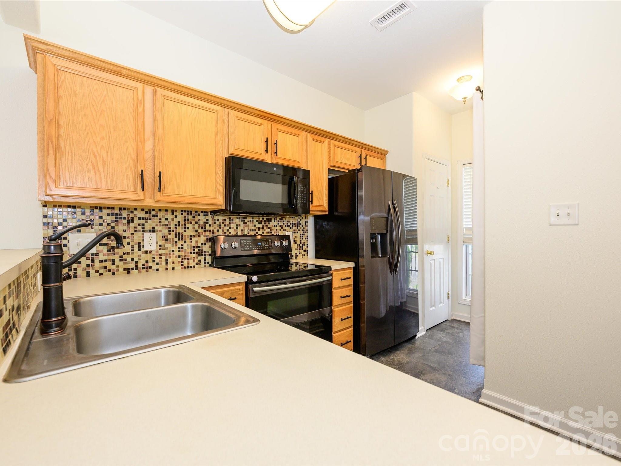 4055 Center Place Drive Harrisburg NC 28075