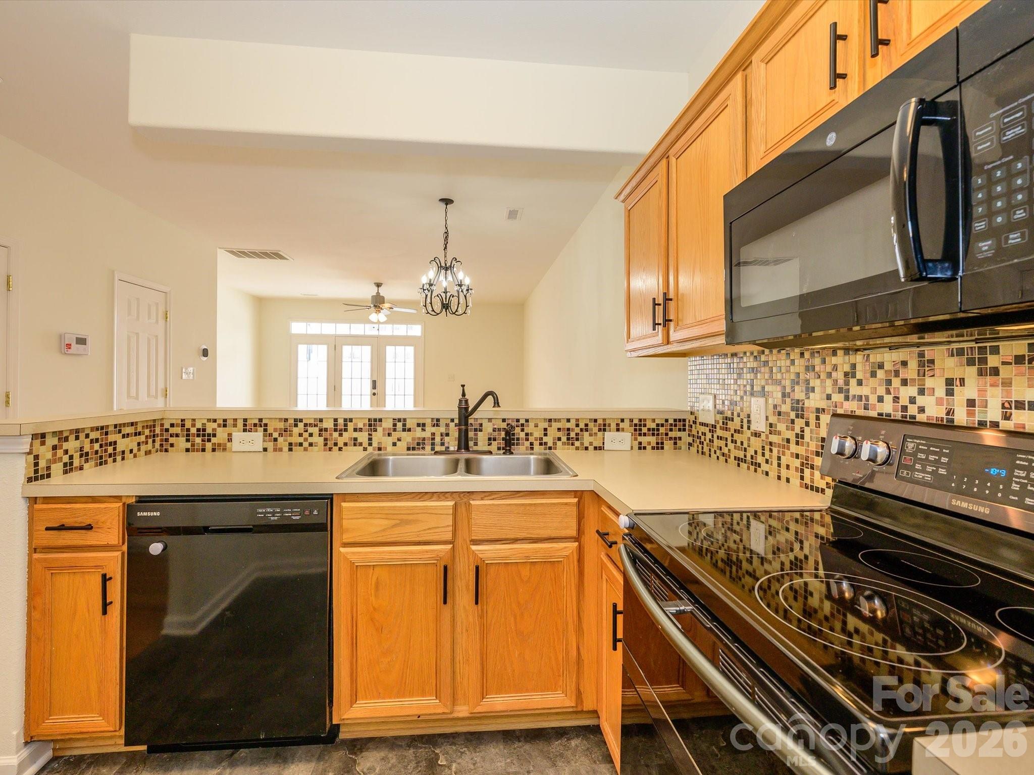 4055 Center Place Drive Harrisburg NC 28075