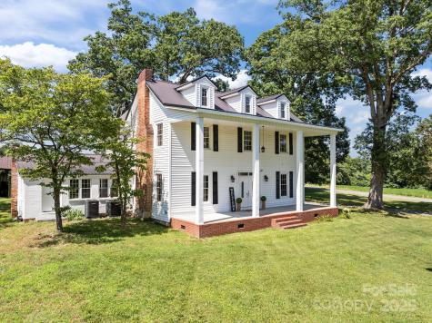 550 Woodleaf Barber Road Cleveland NC 27013