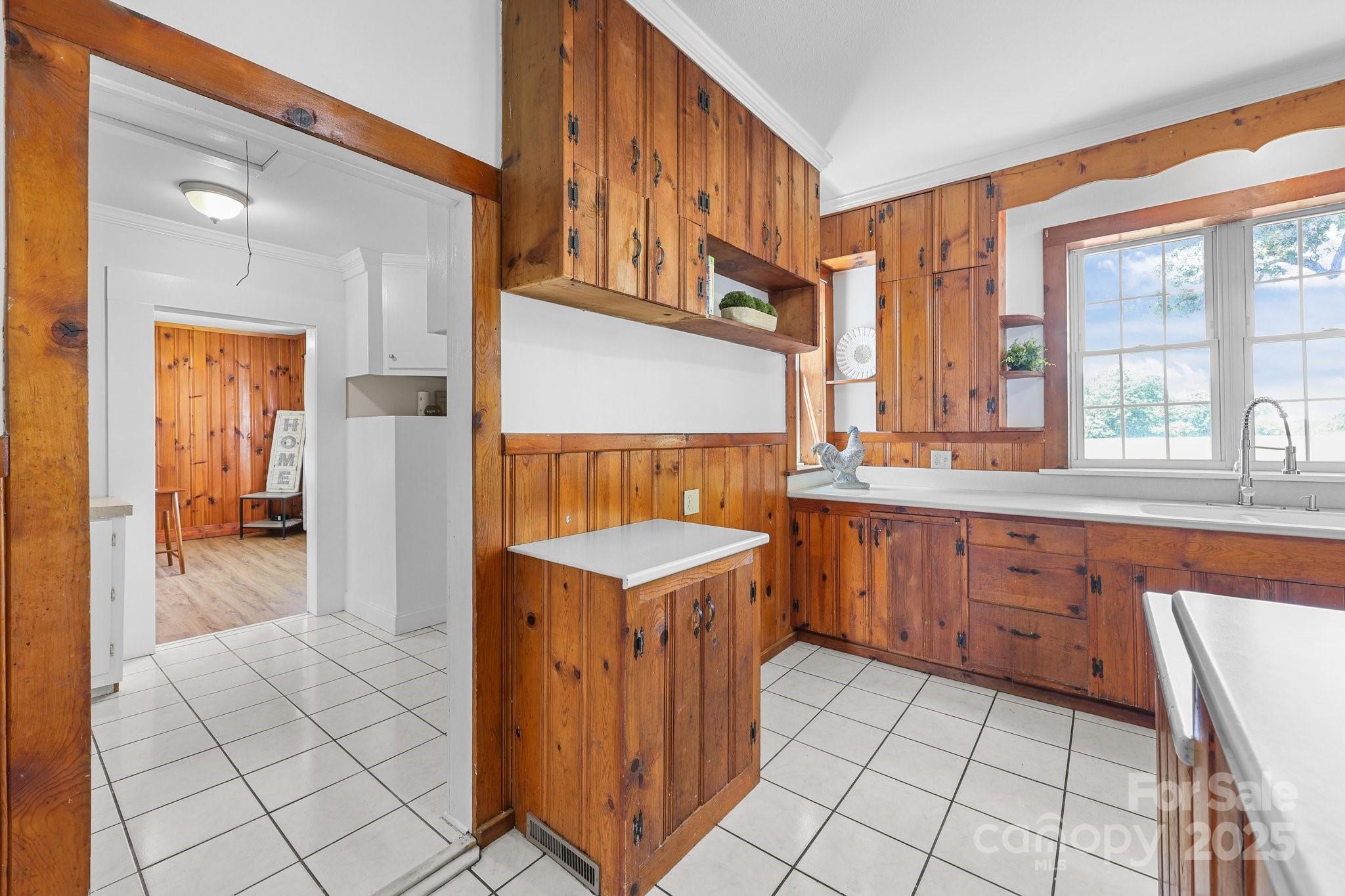 550 Woodleaf Barber Road Cleveland NC 27013