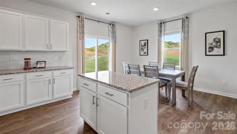 32 Ridgehaven Drive Waynesville NC 28786