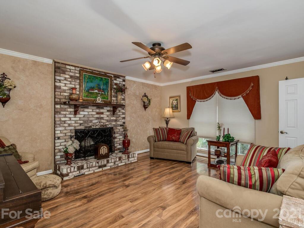 8100 Lansford Road Charlotte NC 28277