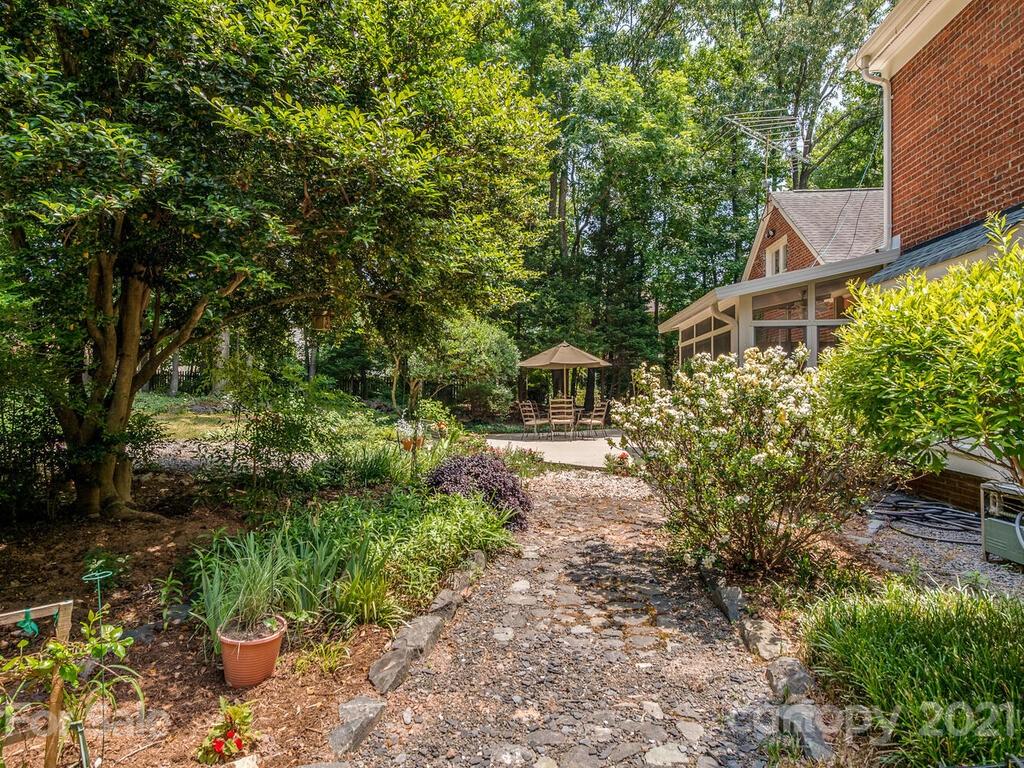 8100 Lansford Road Charlotte NC 28277