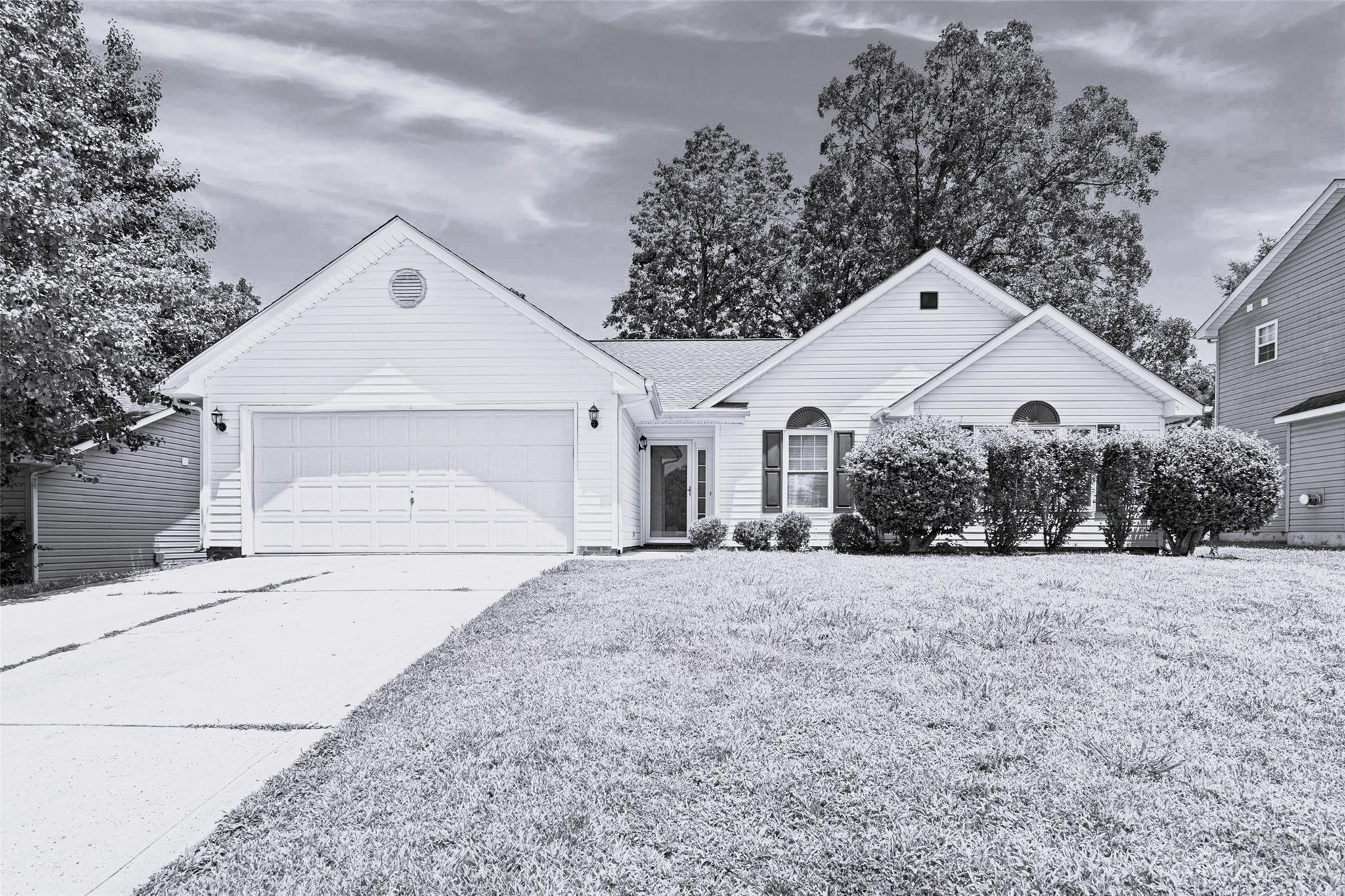 12331 Poplar Forest Drive Charlotte NC 28278