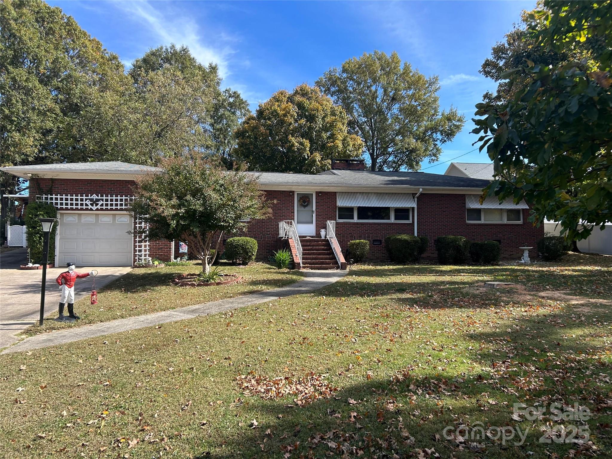 614 Smith Street Albemarle NC 28001