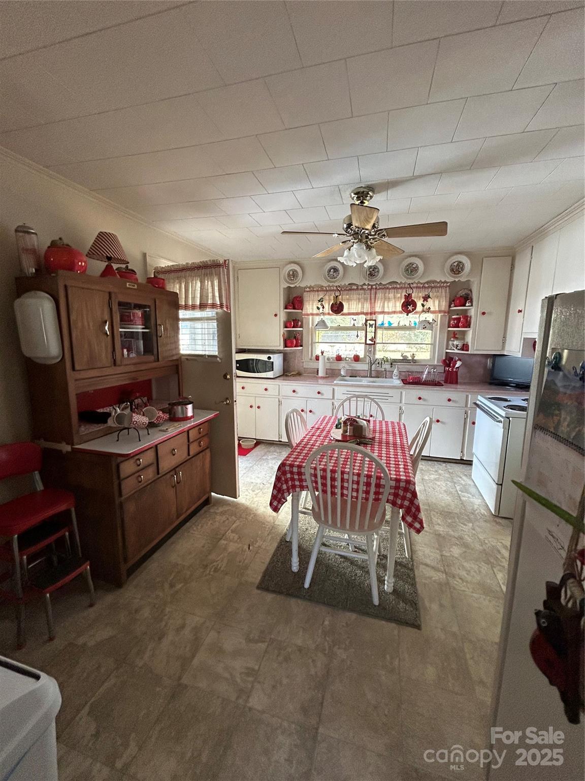 614 Smith Street Albemarle NC 28001