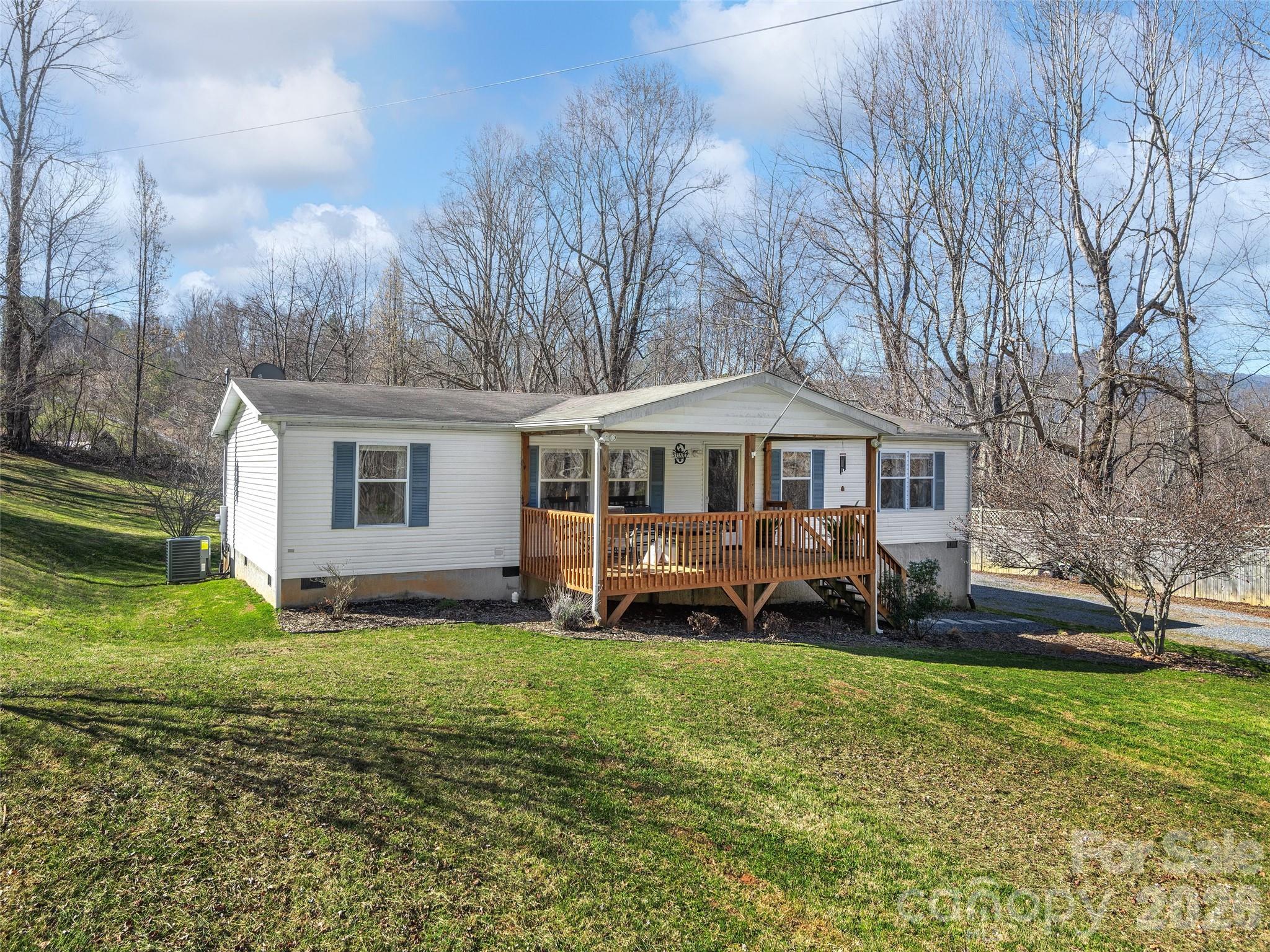 114 Gateway Cove Canton NC 28716