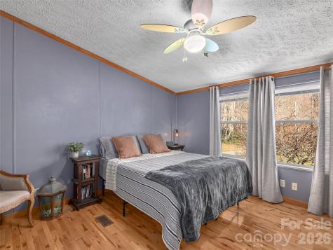 114 Gateway Cove Canton NC 28716