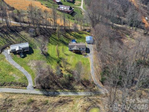 114 Gateway Cove Canton NC 28716