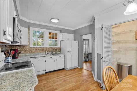 163 Pisgah View Road Asheville NC 28806