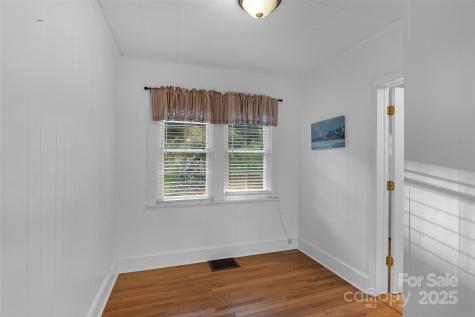 163 Pisgah View Road Asheville NC 28806