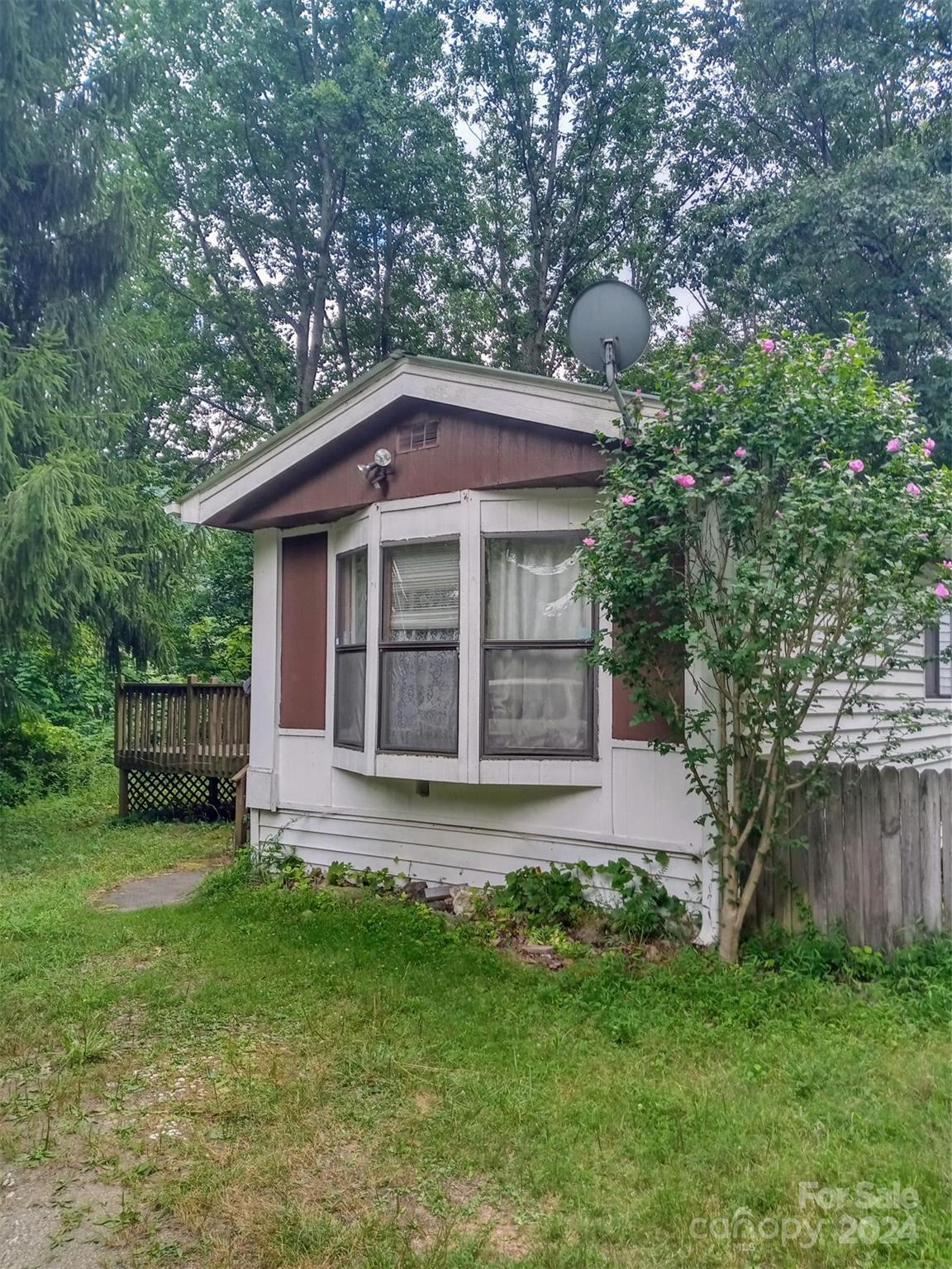 84 Elkins Road Leicester NC 28748