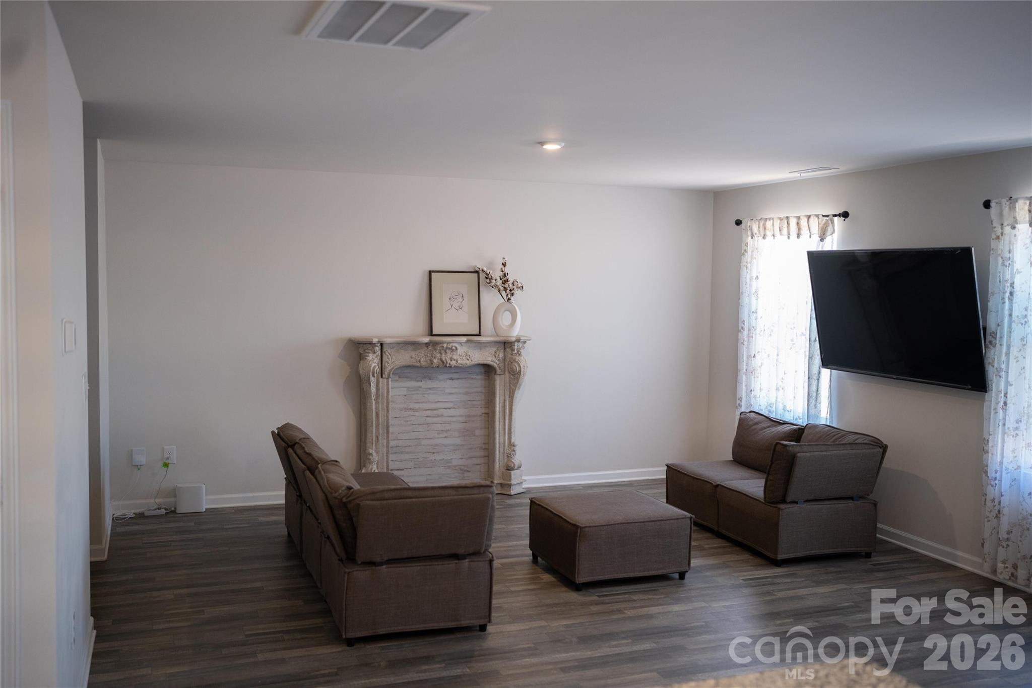 1563 Catskill Way Newton NC 28658