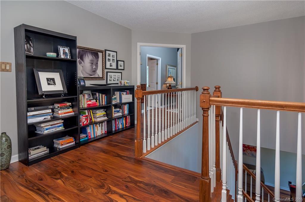 8819 Breezy Knoll Court Charlotte NC 28210