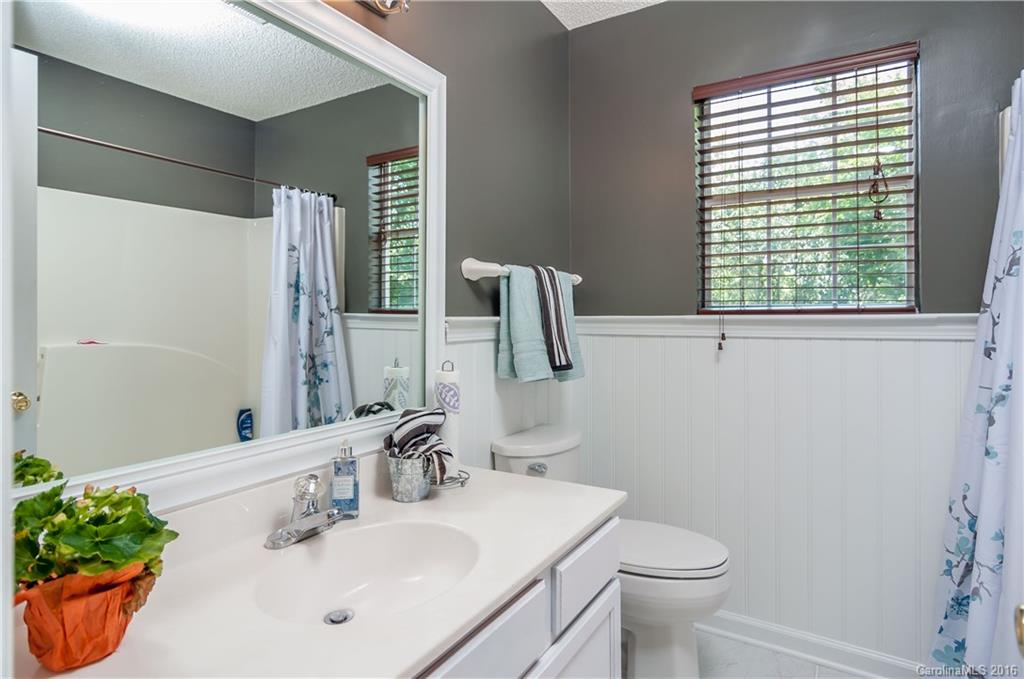 8819 Breezy Knoll Court Charlotte NC 28210