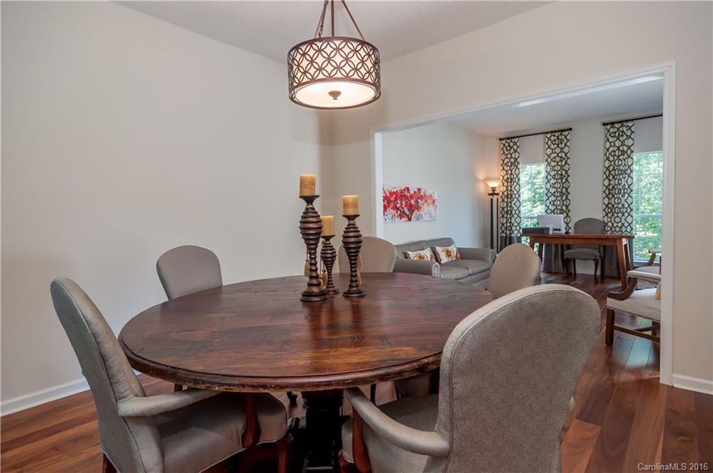 8819 Breezy Knoll Court Charlotte NC 28210