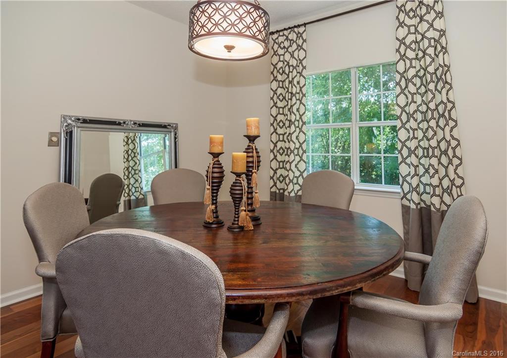 8819 Breezy Knoll Court Charlotte NC 28210