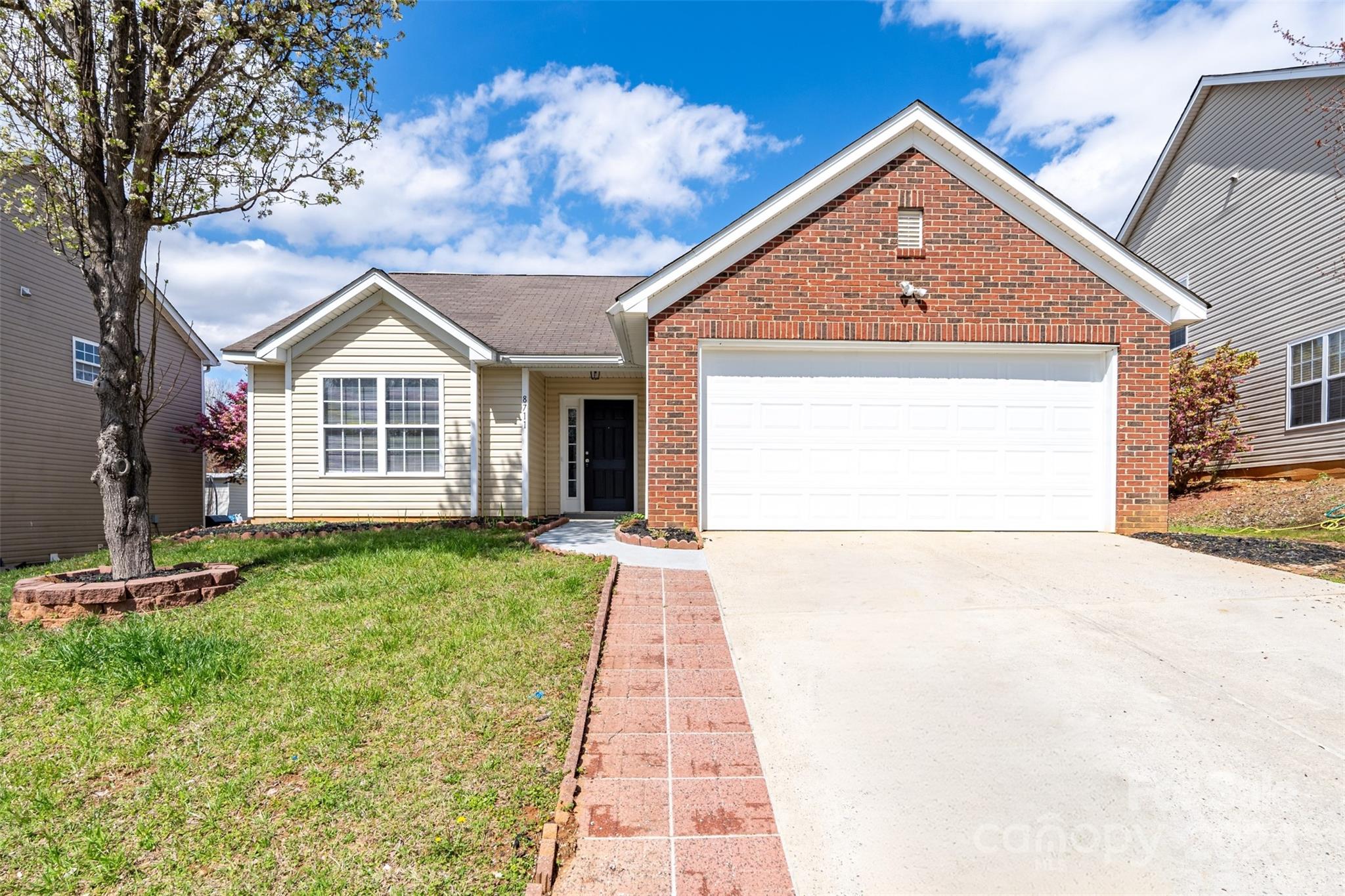 8711 Green Ivy Lane Charlotte NC 28217
