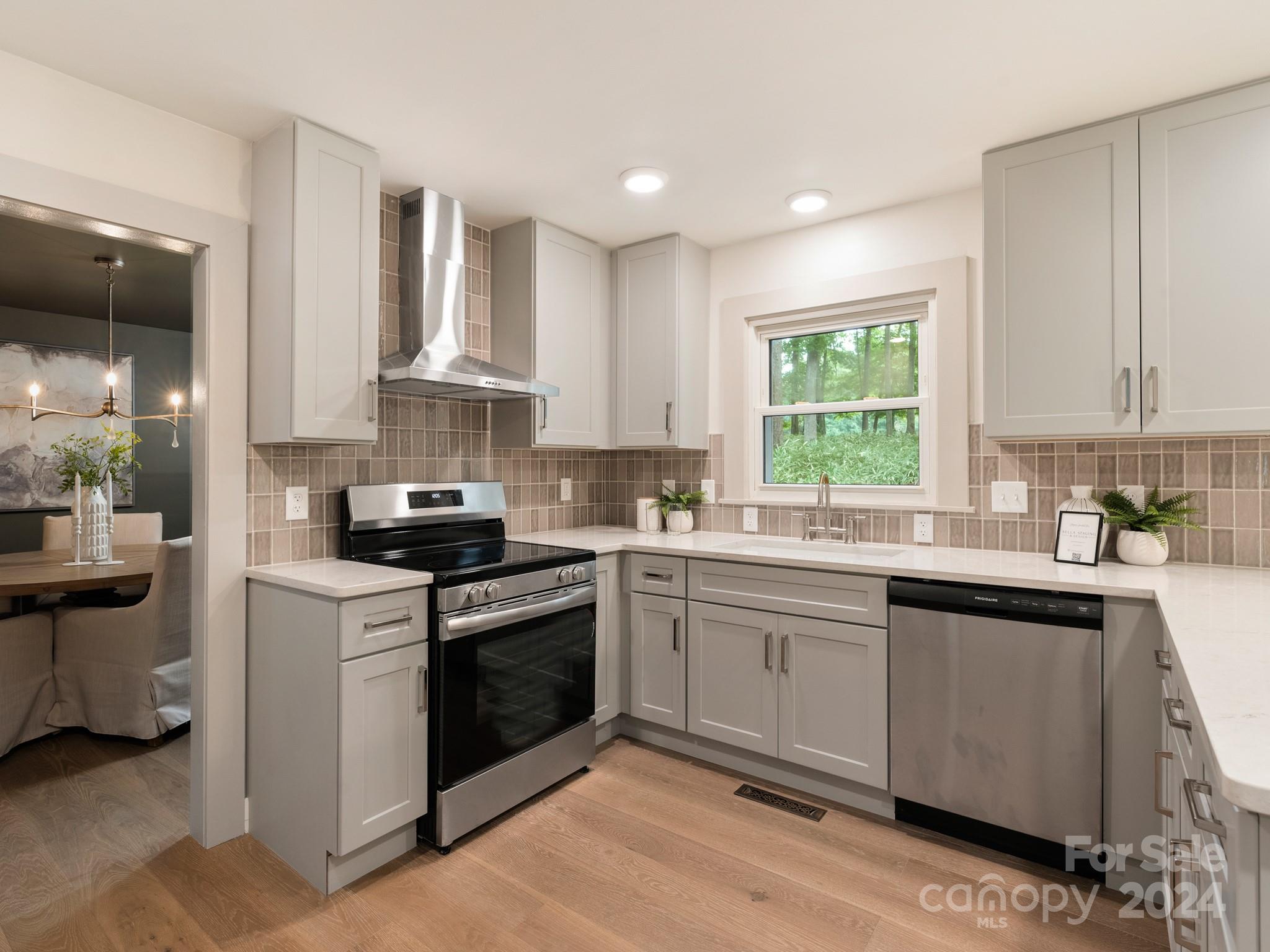 10200 Whitethorn Drive Charlotte NC 28277