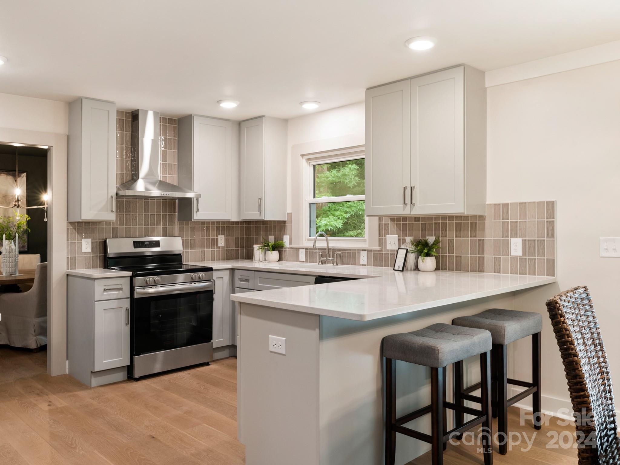 10200 Whitethorn Drive Charlotte NC 28277