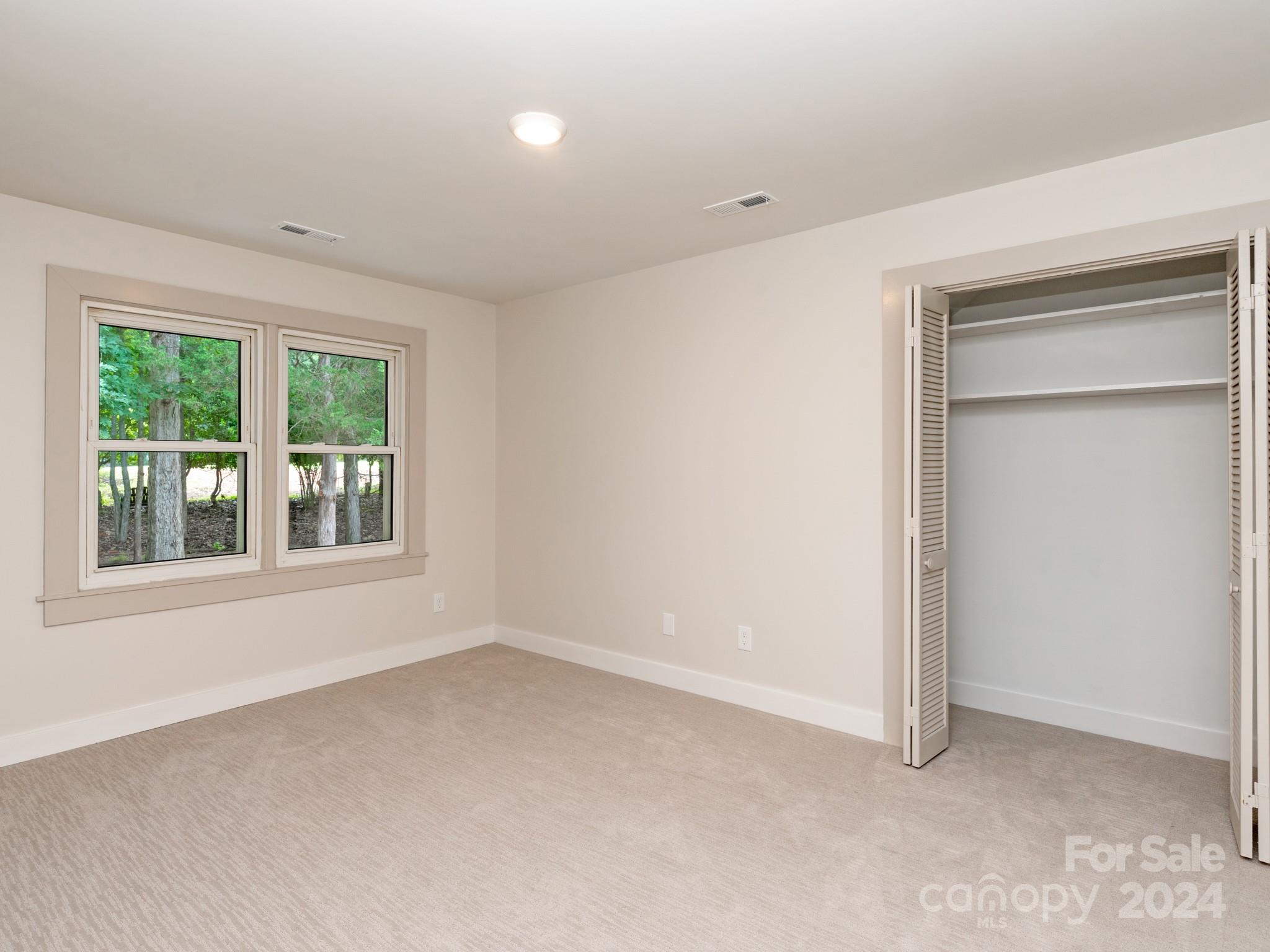 10200 Whitethorn Drive Charlotte NC 28277
