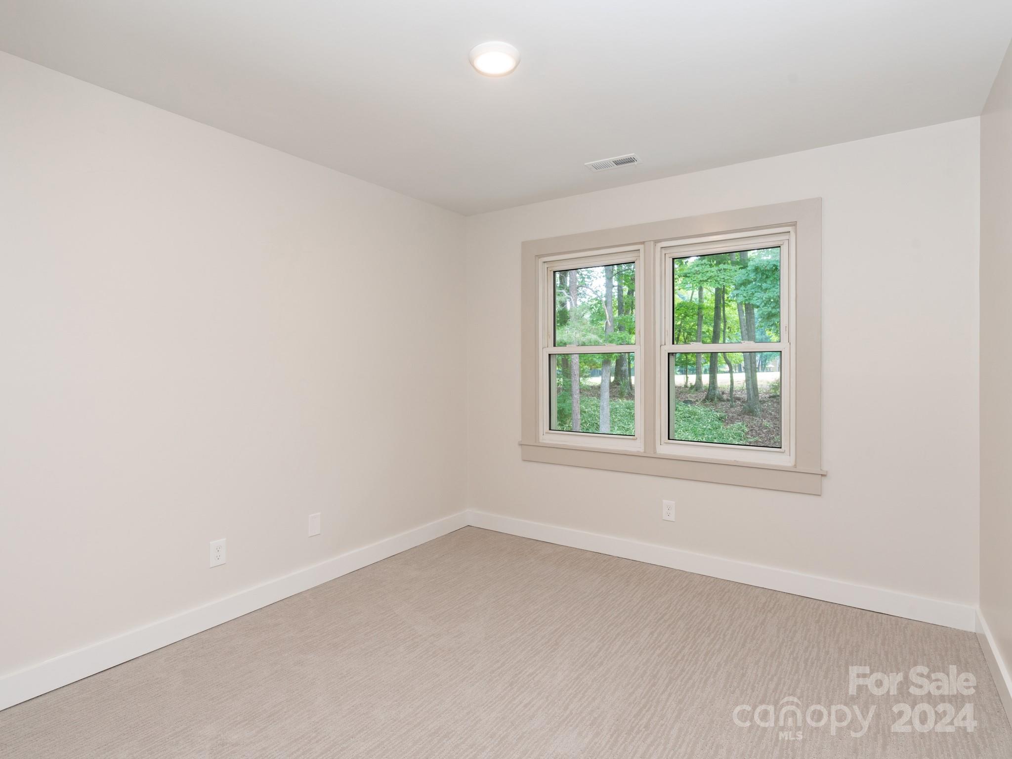 10200 Whitethorn Drive Charlotte NC 28277