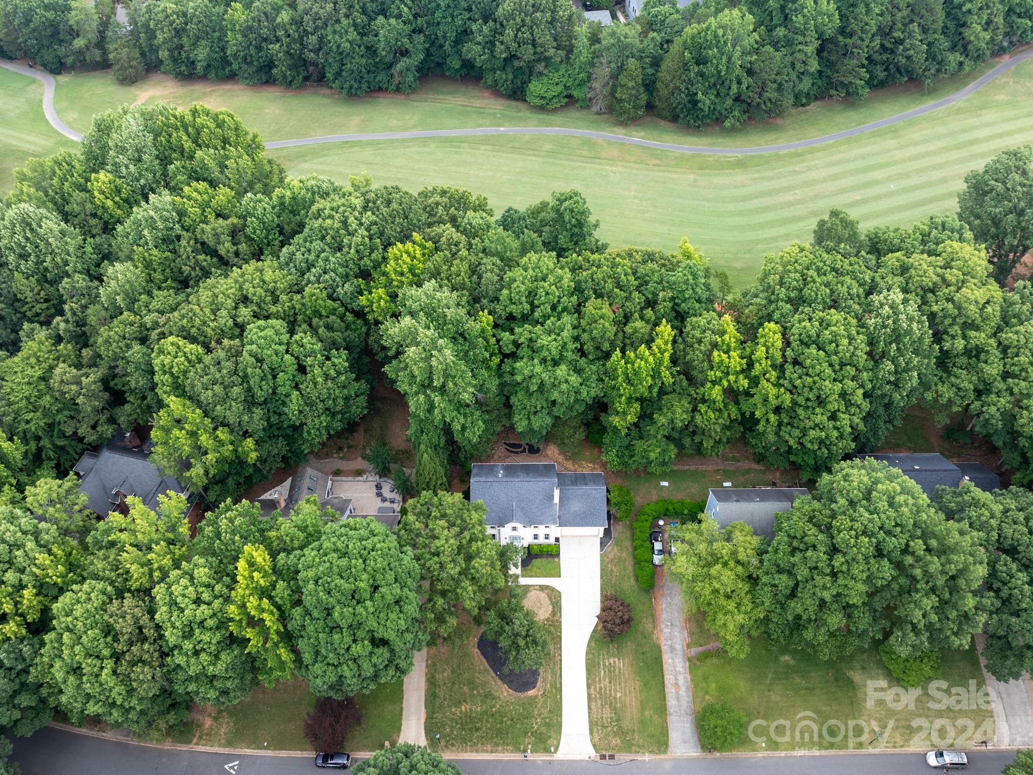 10200 Whitethorn Drive Charlotte NC 28277