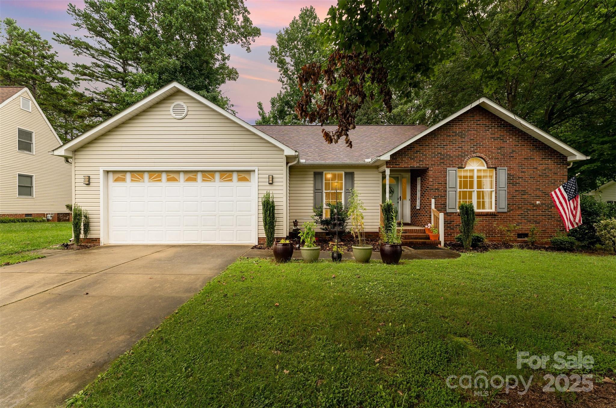 505 Hunters Way Lexington NC 27292