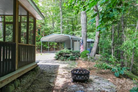 292 Wolf Creek Heights Almond NC 28702