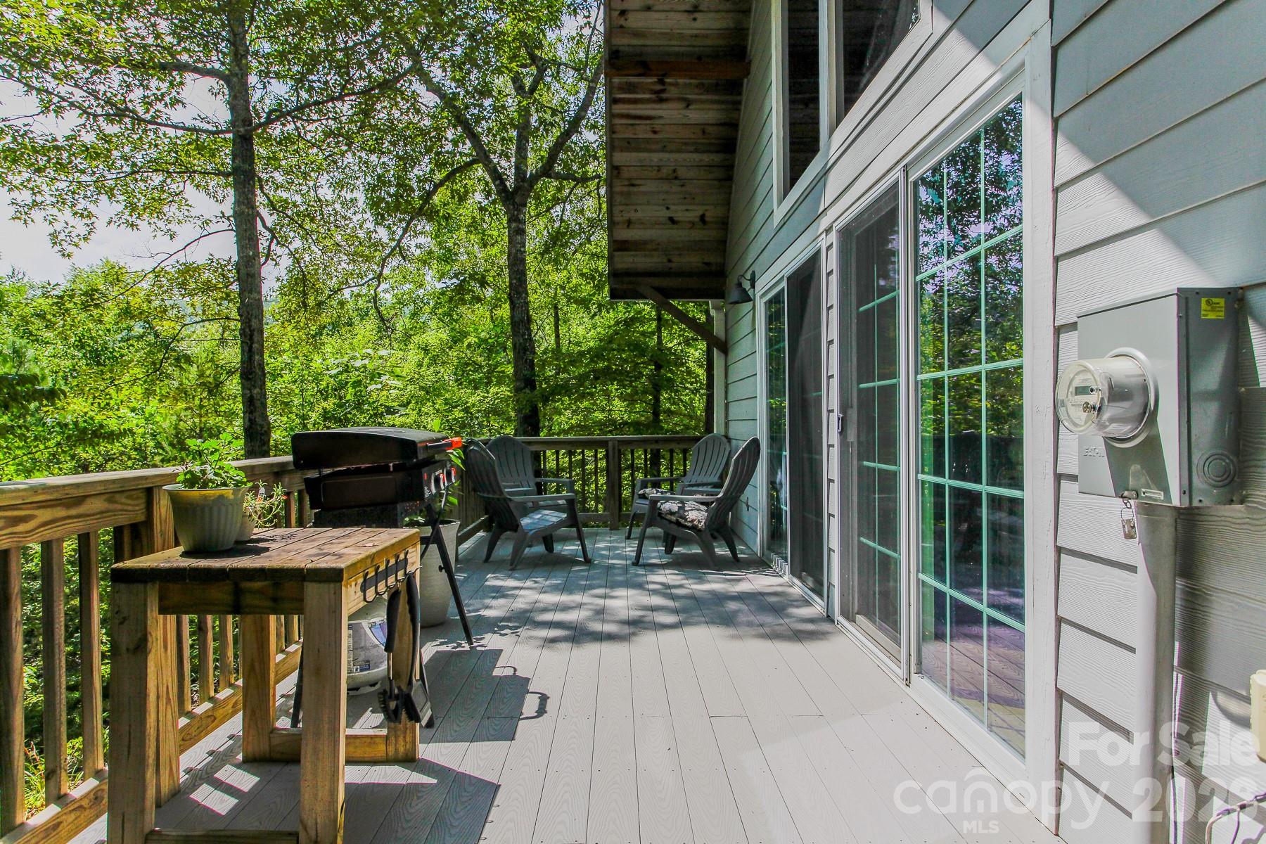 292 Wolf Creek Heights Almond NC 28702