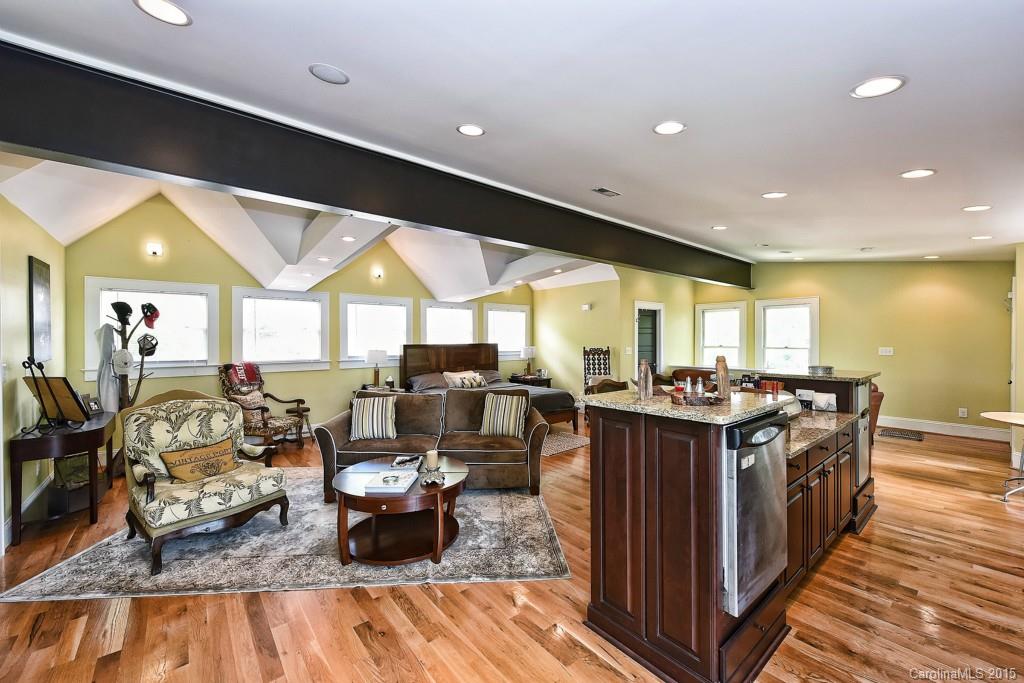 1029 Arosa Avenue Charlotte NC 28203