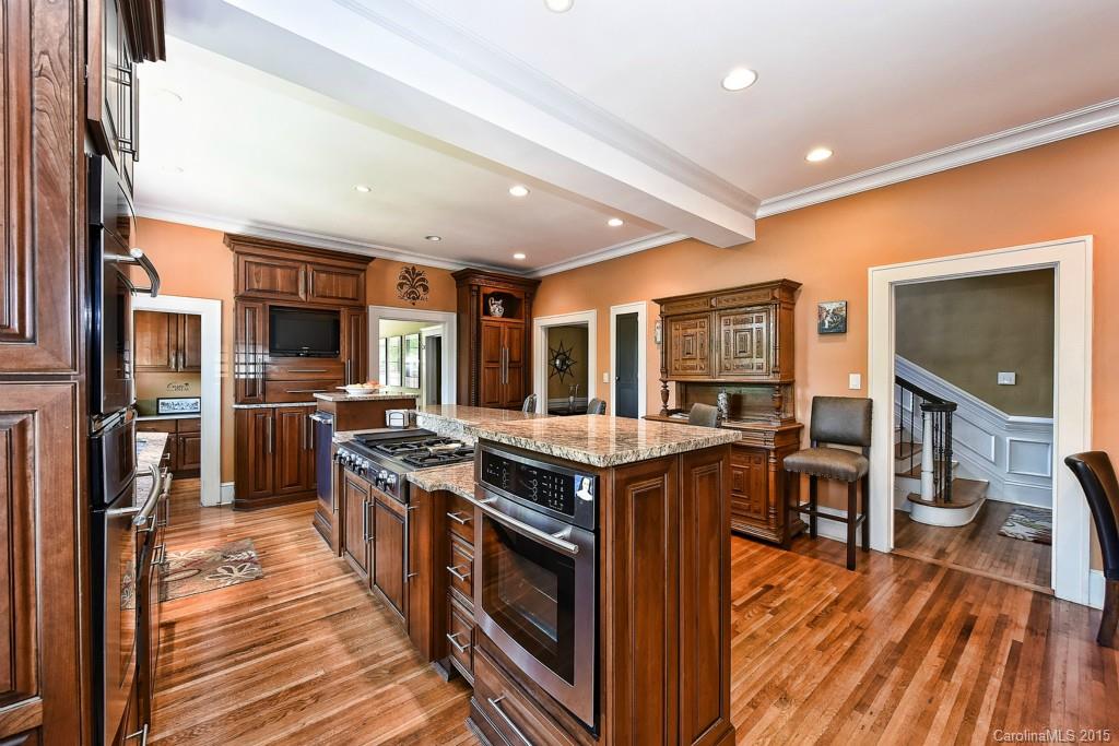 1029 Arosa Avenue Charlotte NC 28203
