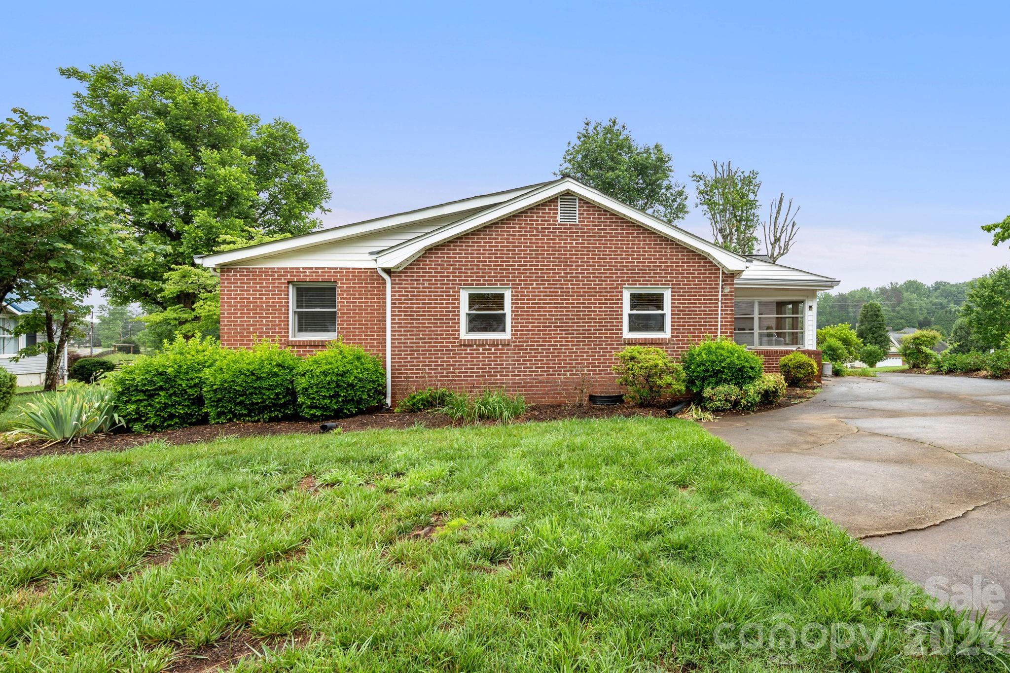 191 Thompson Road Rutherfordton NC 28139