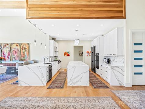 123 Wembley Road Asheville NC 28804