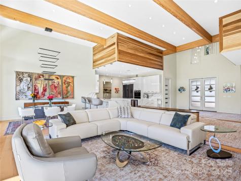 123 Wembley Road Asheville NC 28804