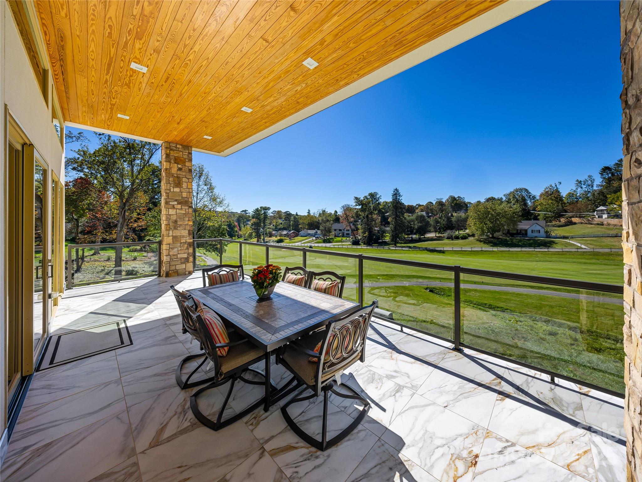 123 Wembley Road Asheville NC 28804