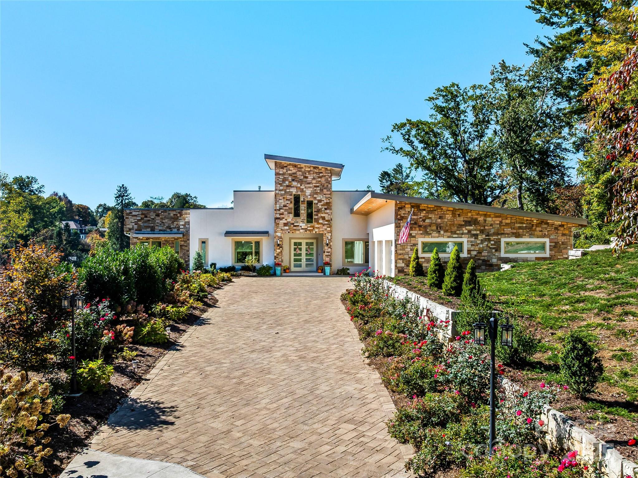 123 Wembley Road Asheville NC 28804