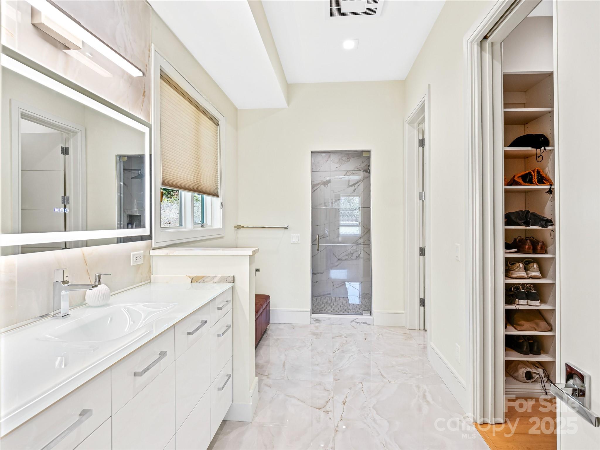 123 Wembley Road Asheville NC 28804