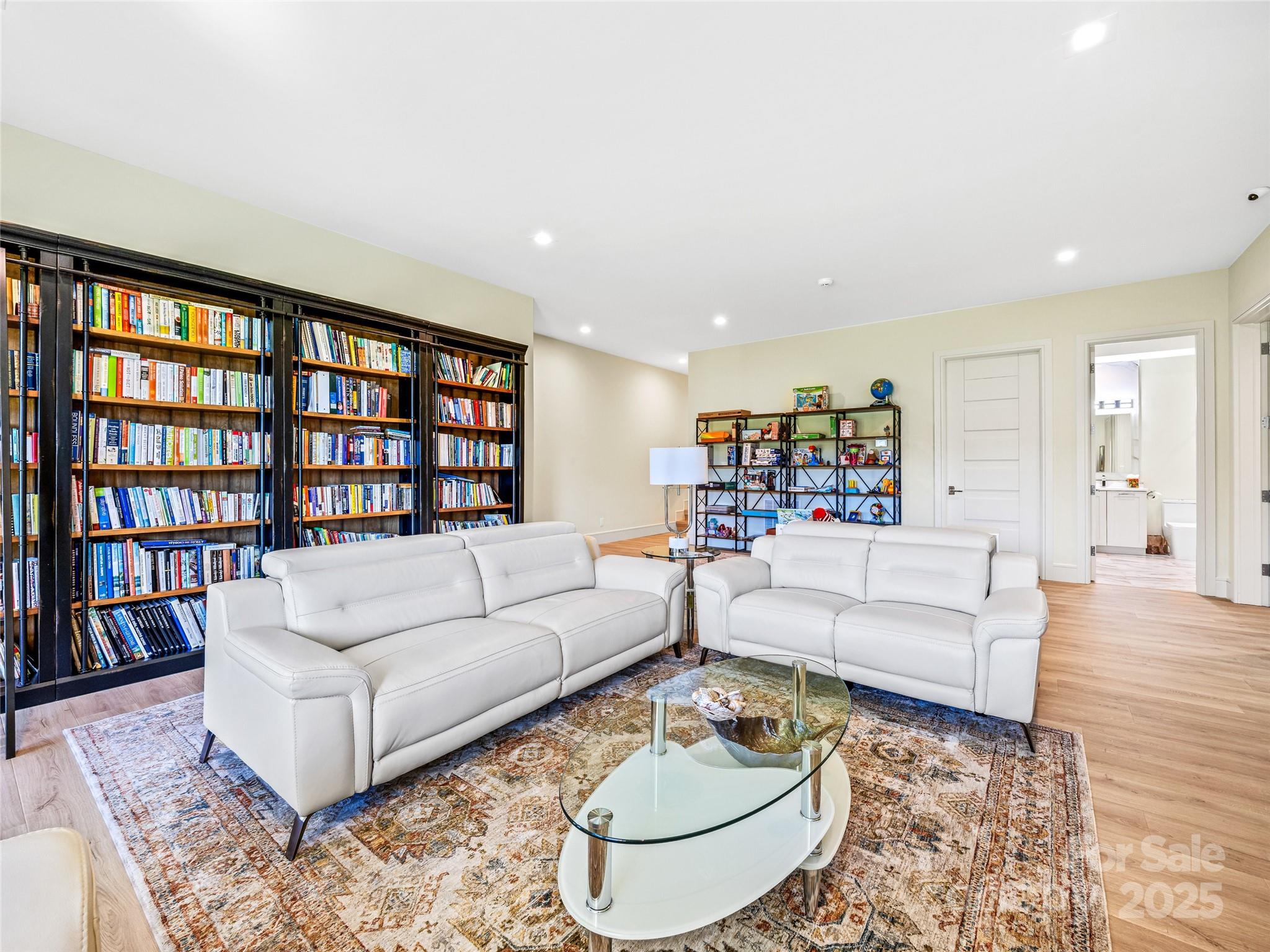 123 Wembley Road Asheville NC 28804