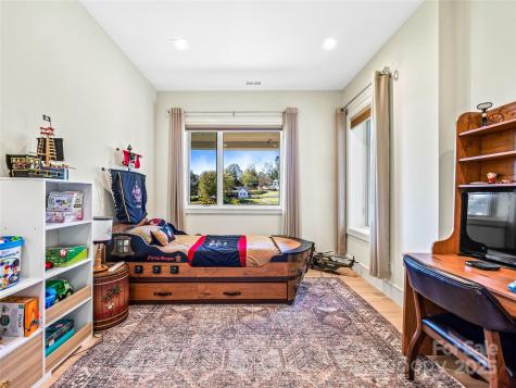 123 Wembley Road Asheville NC 28804