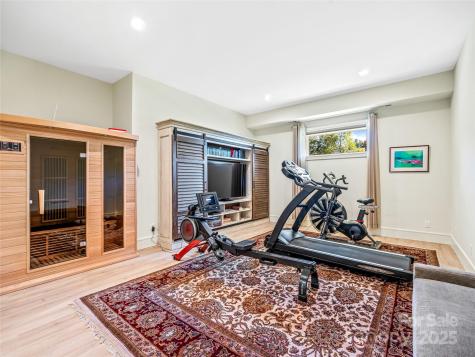 123 Wembley Road Asheville NC 28804