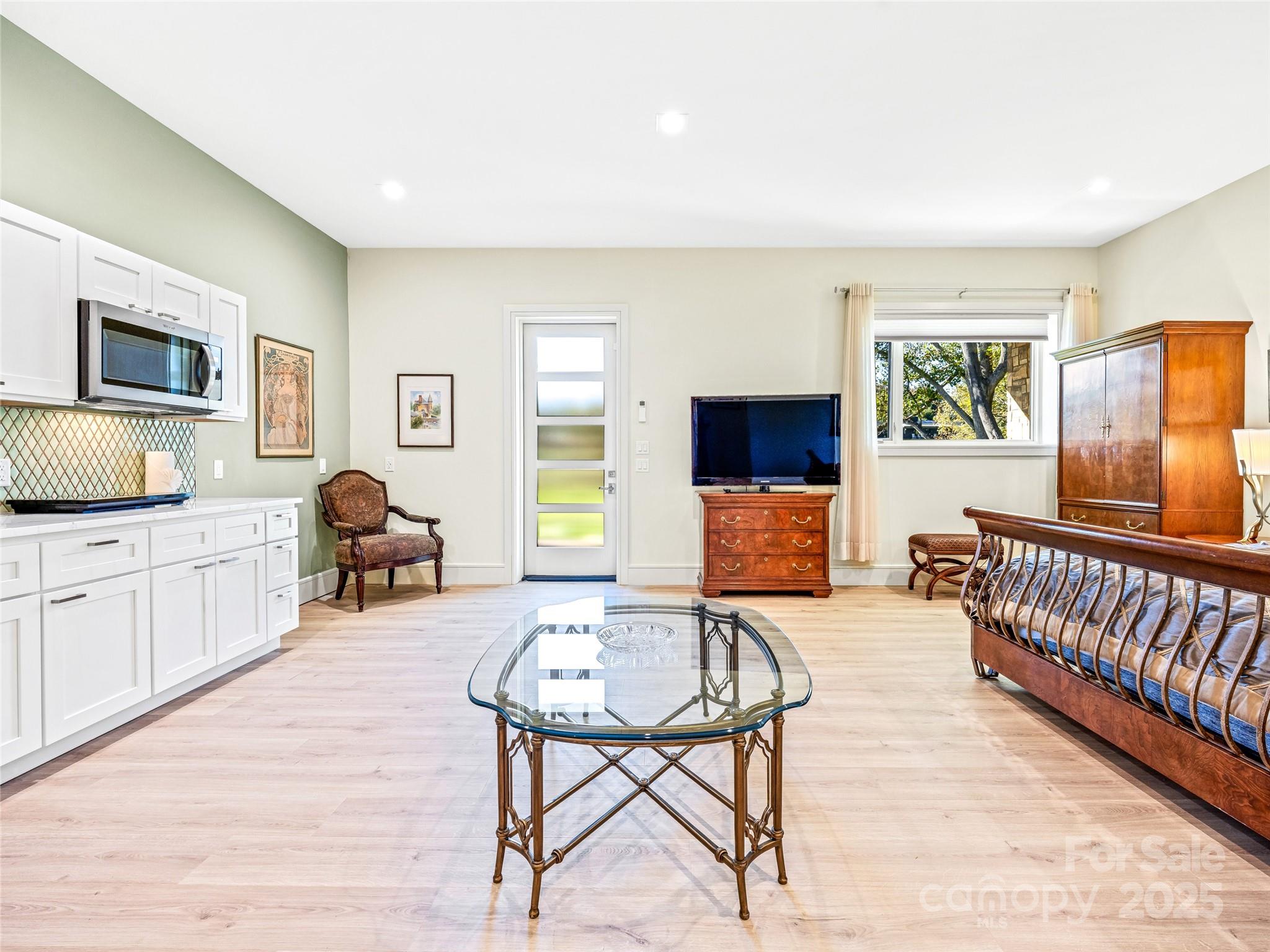 123 Wembley Road Asheville NC 28804