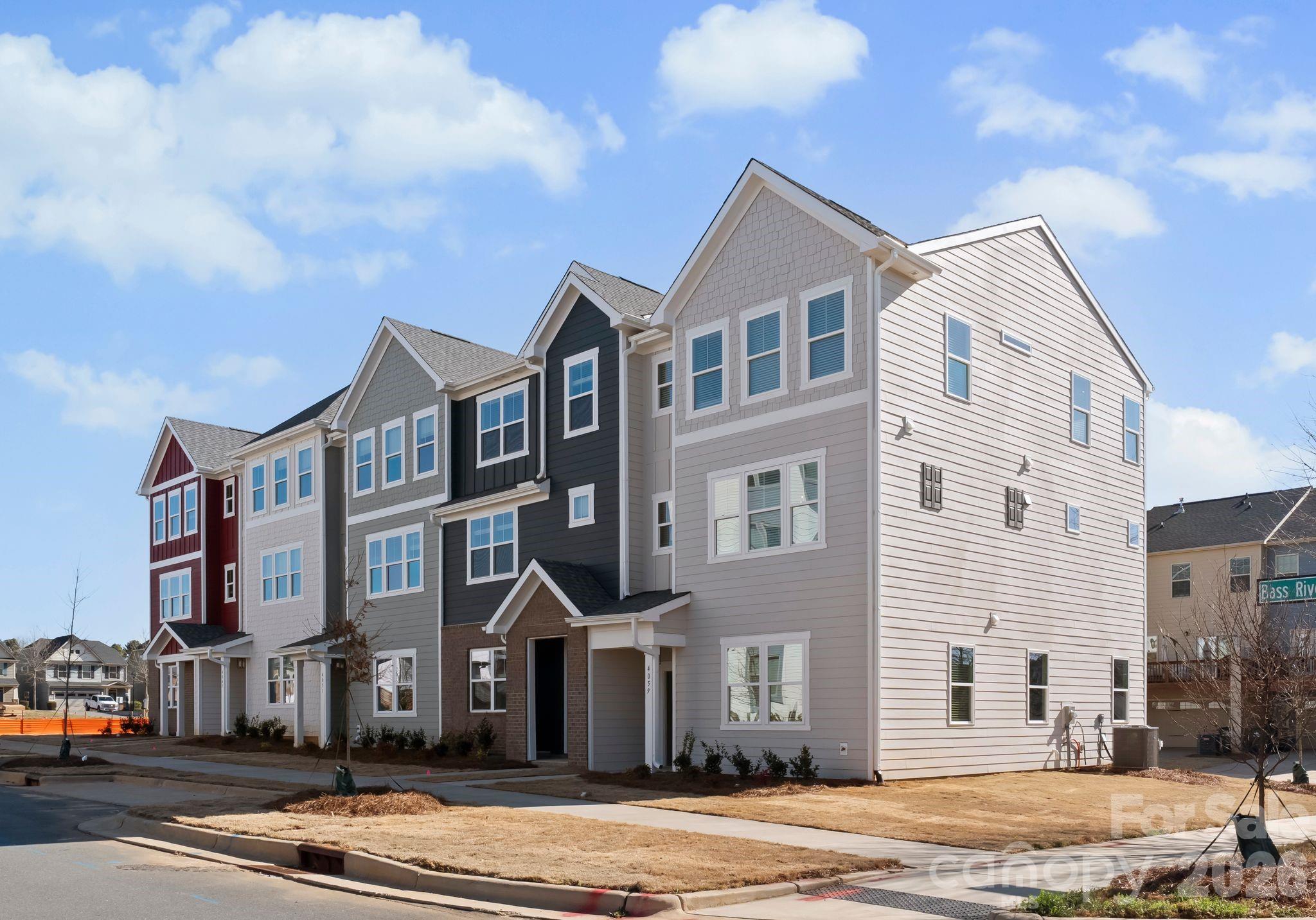 4043 Bass River Parkway Charlotte NC 28217