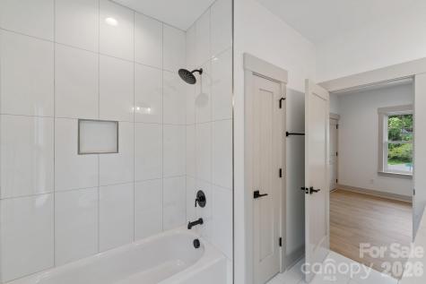 1529 Beckwith Place Charlotte NC 28205