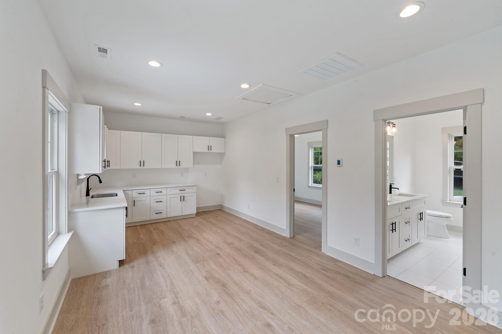 1529 Beckwith Place Charlotte NC 28205