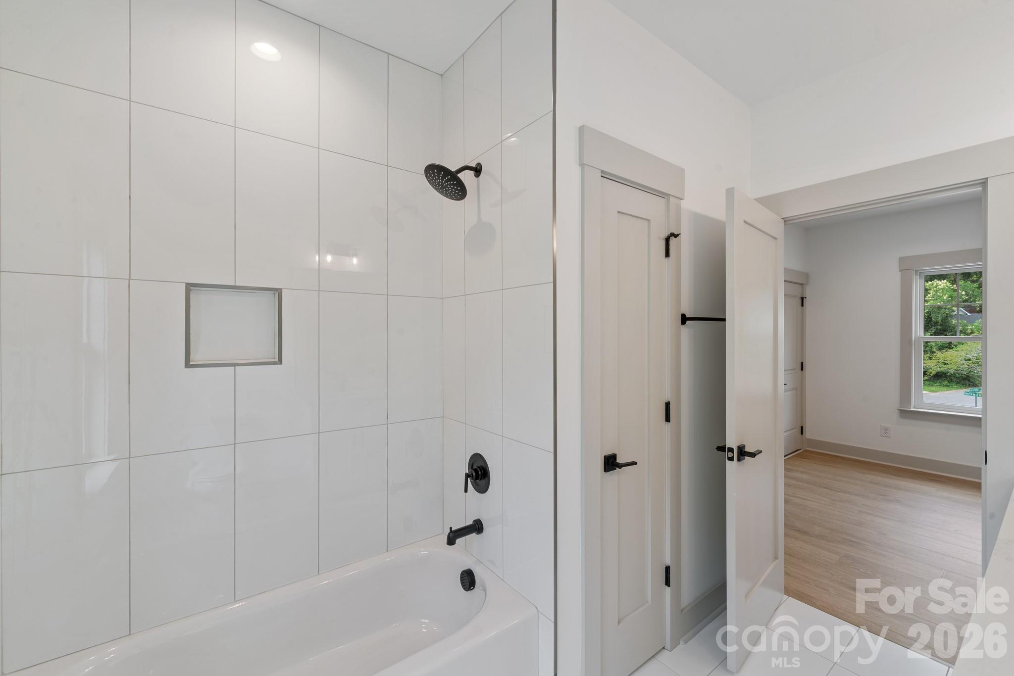 1529 Beckwith Place Charlotte NC 28205