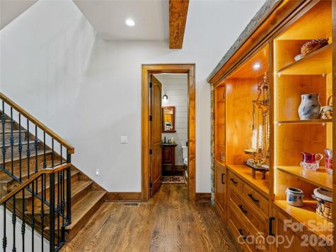 64 Bee Tree Way Lake Toxaway NC 28747