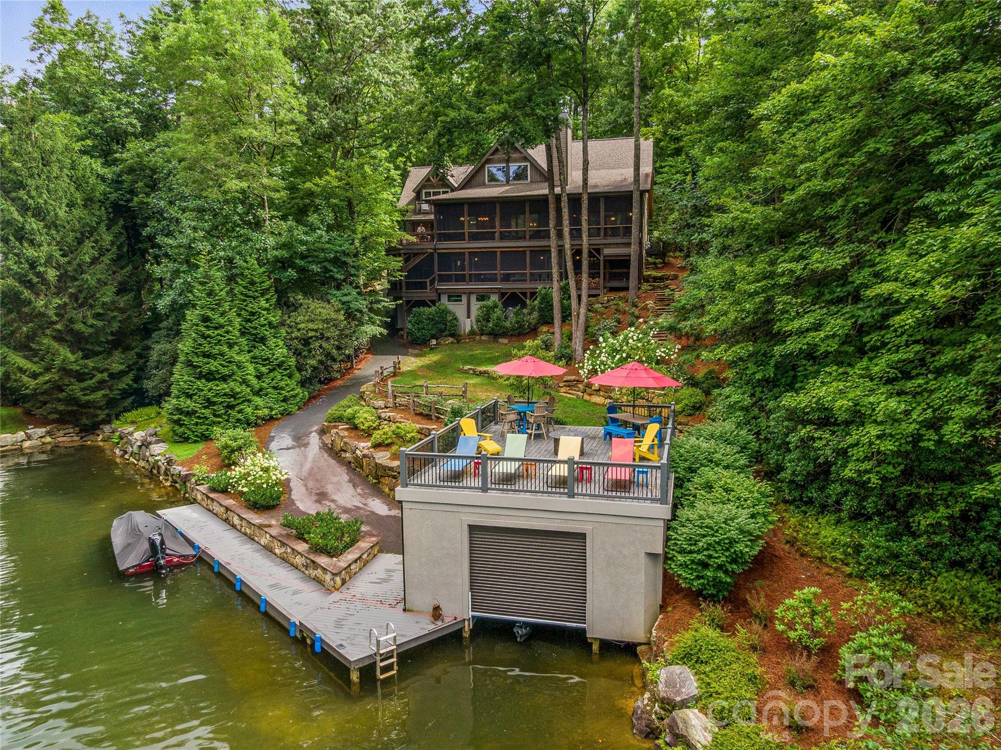 64 Bee Tree Way Lake Toxaway NC 28747