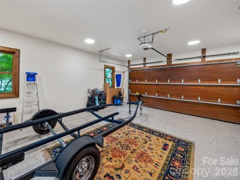 64 Bee Tree Way Lake Toxaway NC 28747